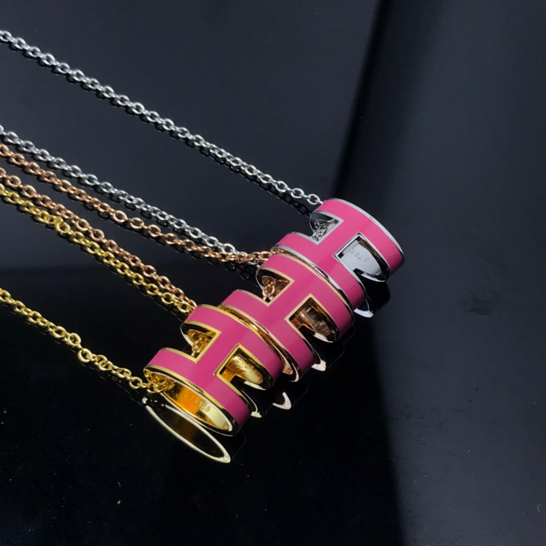 [ROYAL]H NECKLACE PINK