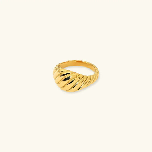 [Royal&Vicky] Ylenna Gold Croissant Ring