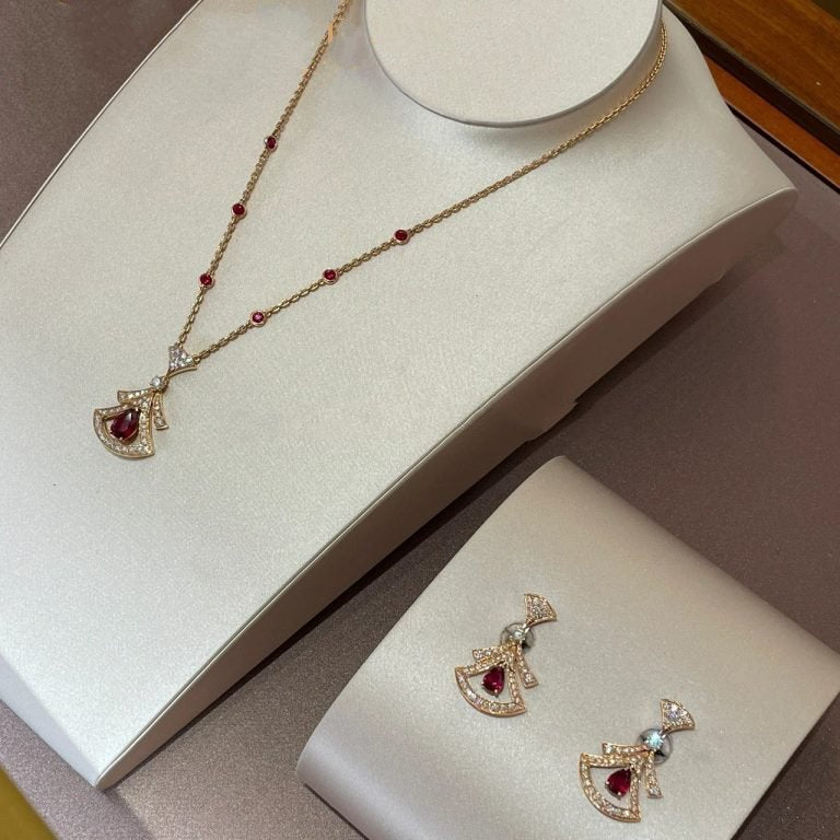 [ROYAL]DREAM NECKLACE CARNELIAN DIAMOND PINK GOLD