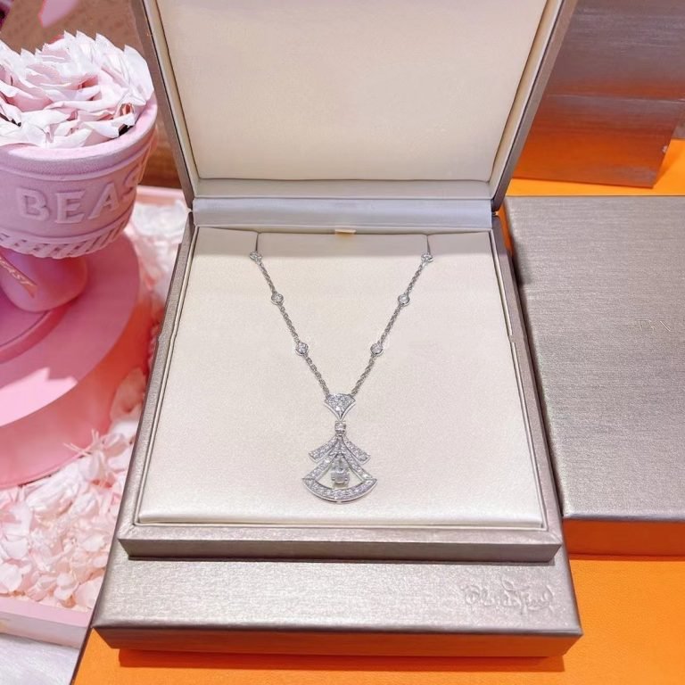 [ROYAL]DREAM NECKLACE WHITE DIAMOND SILVER