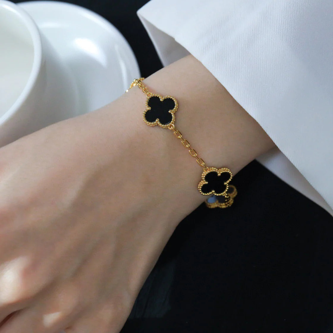 [ROYAL]CLOVER  5 MOTIFS BLACK ONYX BRACELET