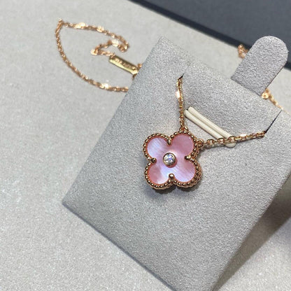 [Royal&Vicky]CLOVER 15MM DIAMOND PINK MOP NECKLACE