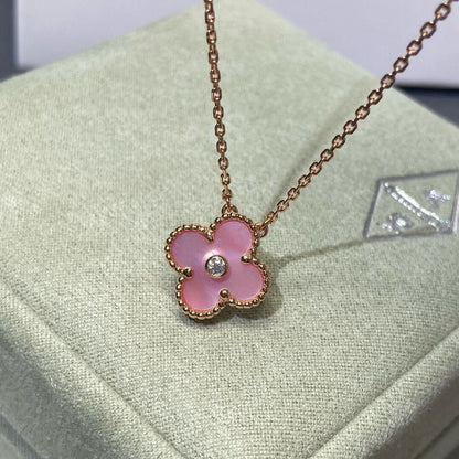 [Royal&Vicky]CLOVER 15MM DIAMOND PINK MOP NECKLACE