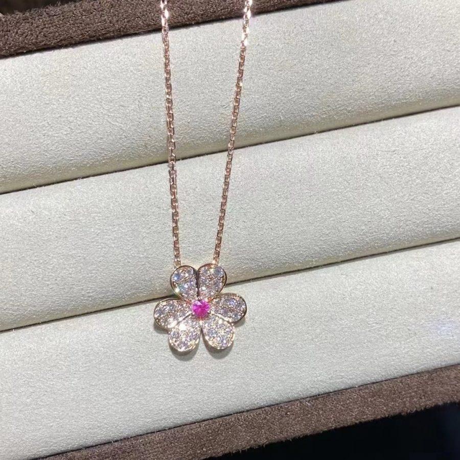 [ROYAL]FRIVOLE ROSE GOLD FLOWER DIAMOND NECKLACE