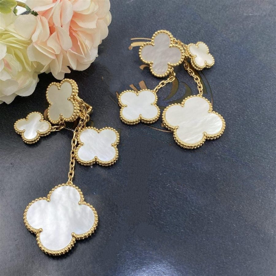 [Royal]CLOVER EARRINGS WHITE MOP 4 MOTIFS GOLD