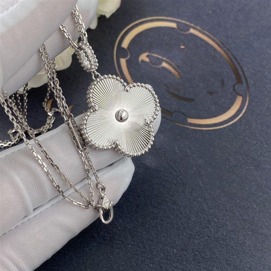 [Royal]CLOVER 25MM SILVER BIG CLOVER NECKLACE