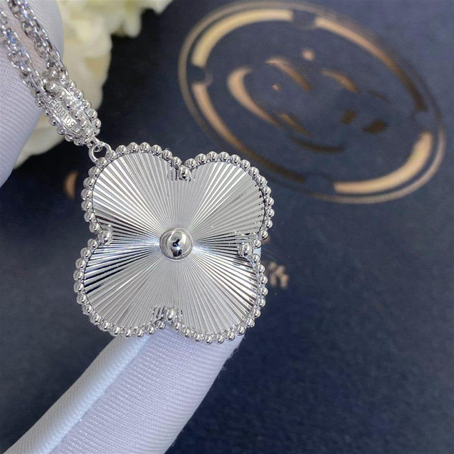 [Royal]CLOVER 25MM SILVER BIG CLOVER NECKLACE