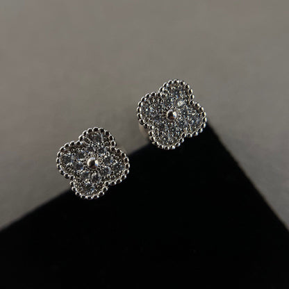 [ROYAL]CLOVER MINI DIAMOND STUD EARRINGS